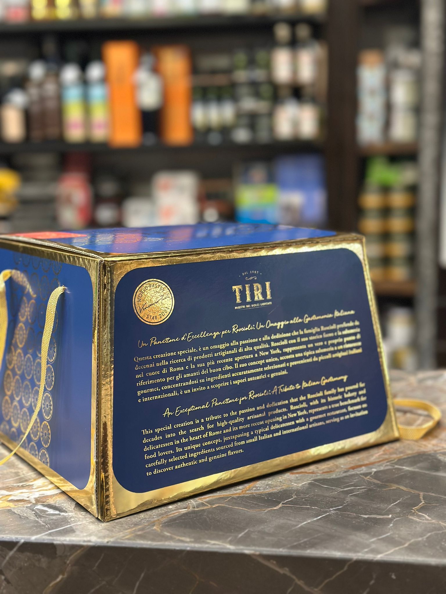 Classic Tiri Panettone